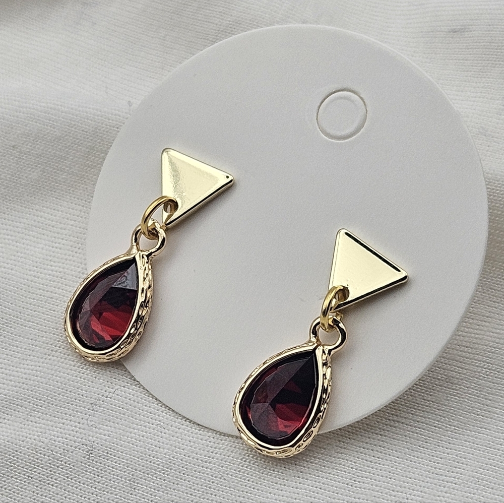 Elegant Gold and Red Teardrop Earrings - Picture 7 of 9